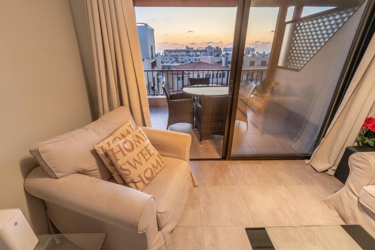 Alexis Apartments - Lovely 2-Bedroom With Swimming Pool Paphos Esterno foto