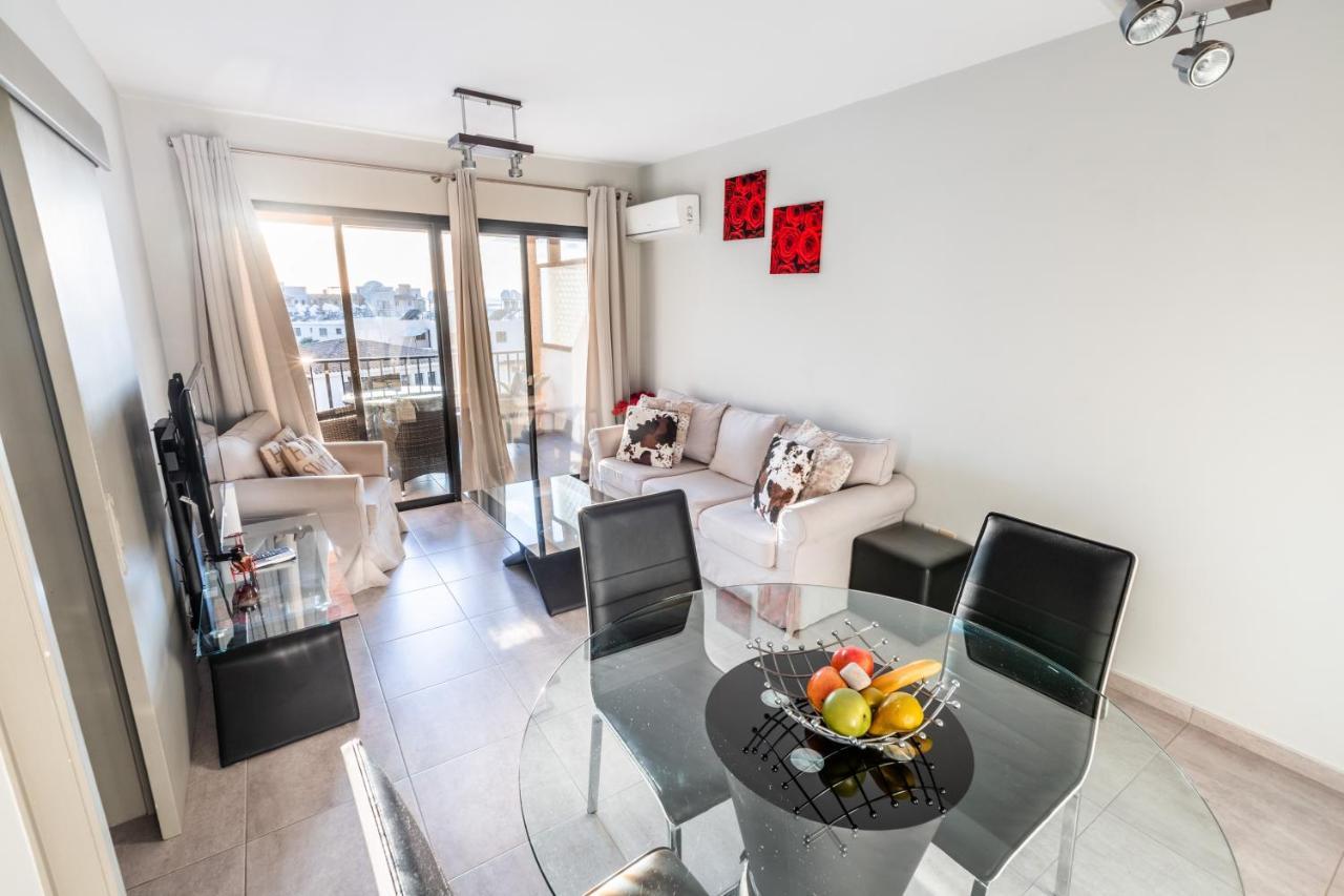 Alexis Apartments - Lovely 2-Bedroom With Swimming Pool Paphos Esterno foto